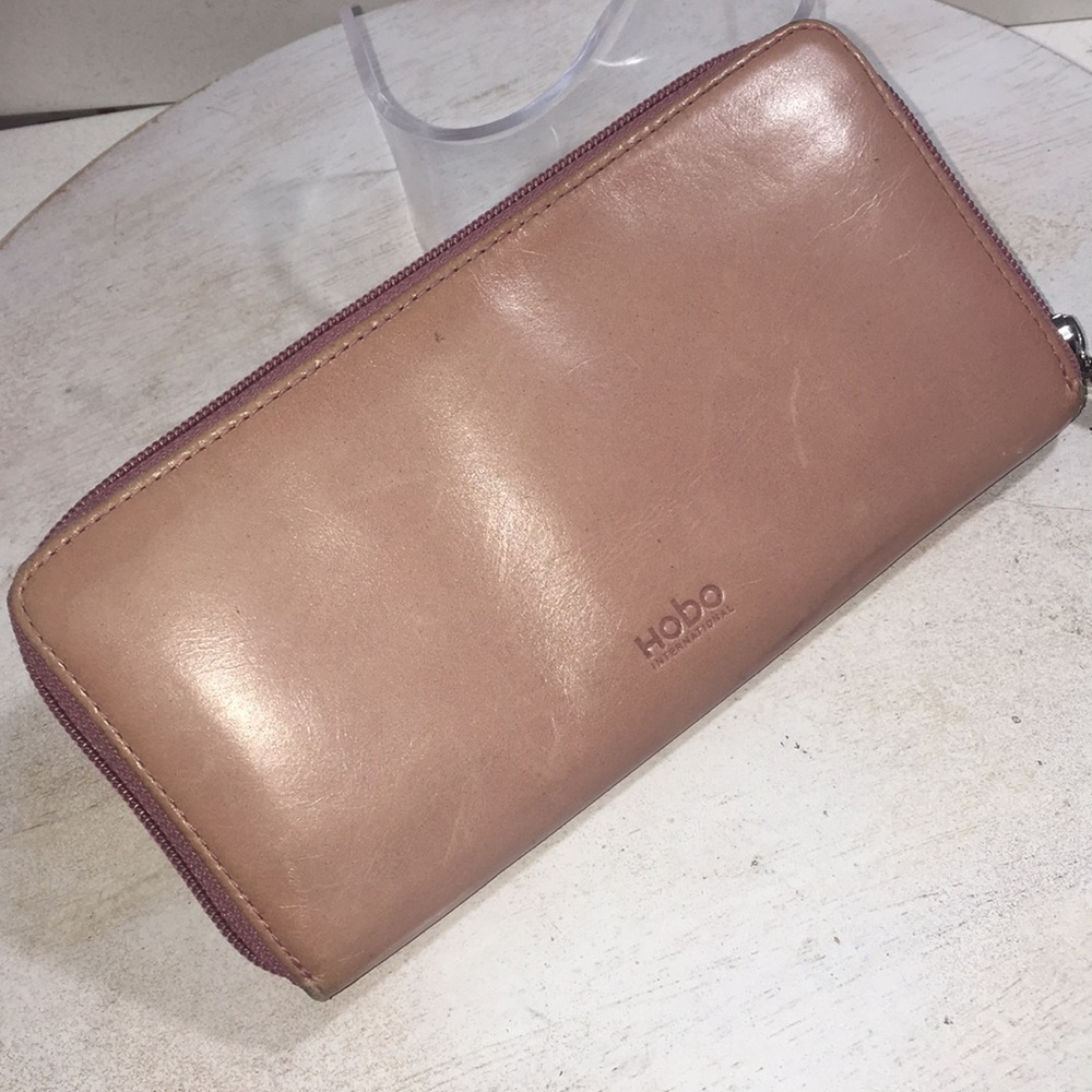 HOBO vintage leather zipper Clutch Wallet rose pink. - Picture 9 of 10
